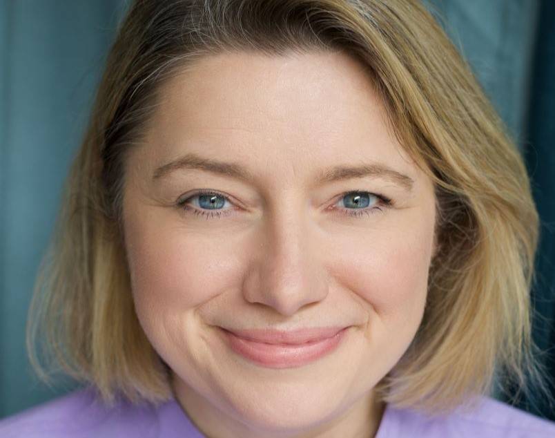 Dr Lucy Hooper